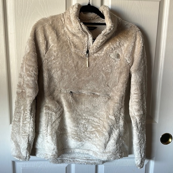 THE NORTH FACE OSITO PULLOVER 🥹 - Picture 2 of 4